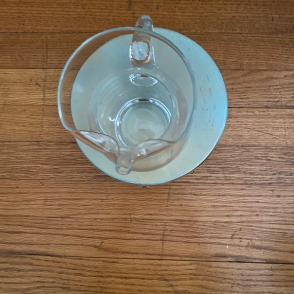 Glass pitcher. - Picture 4 of 5